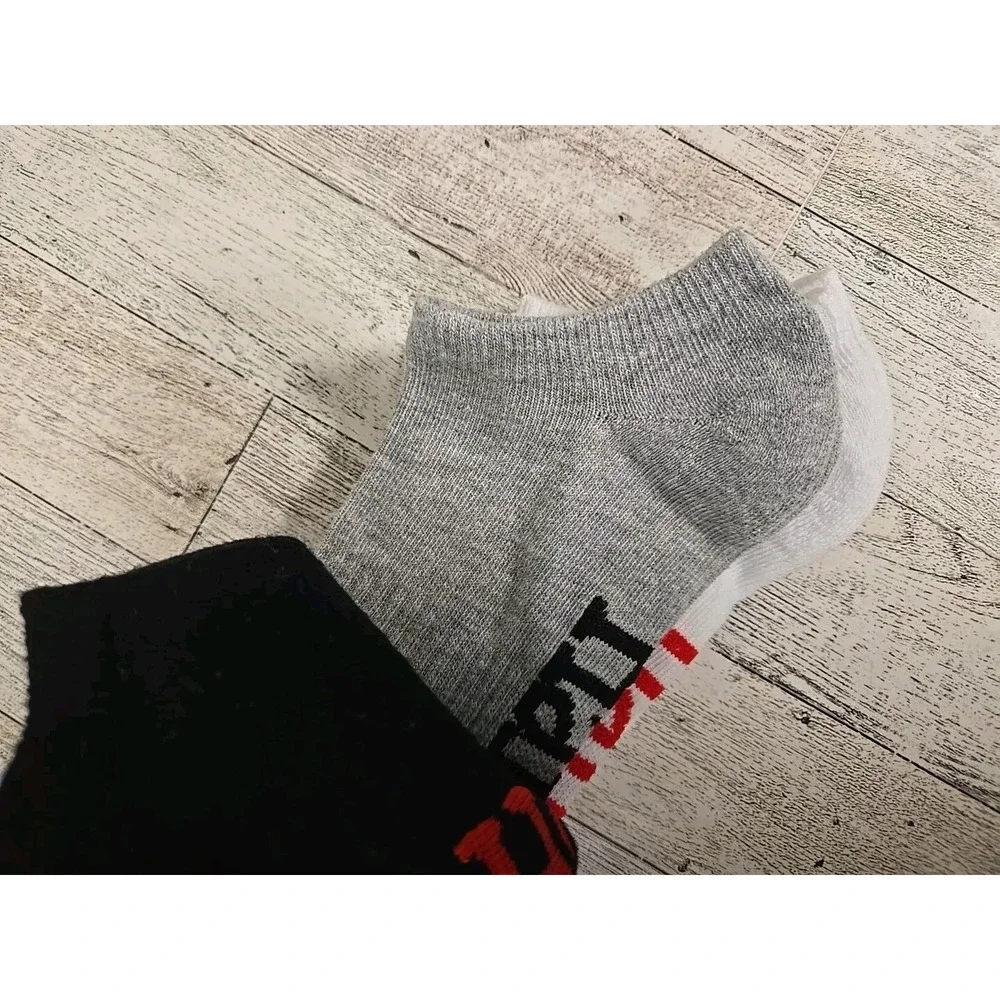 Hanes Socks NO SHOWS Mens 4pk Shoe Size 6-12 Lot of 2 Soft Stretchy Gray White